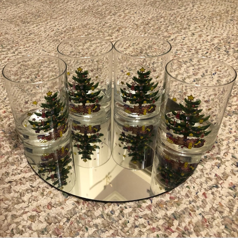 Vintage Christmas Tree Glass Tumblers Set- Vintage